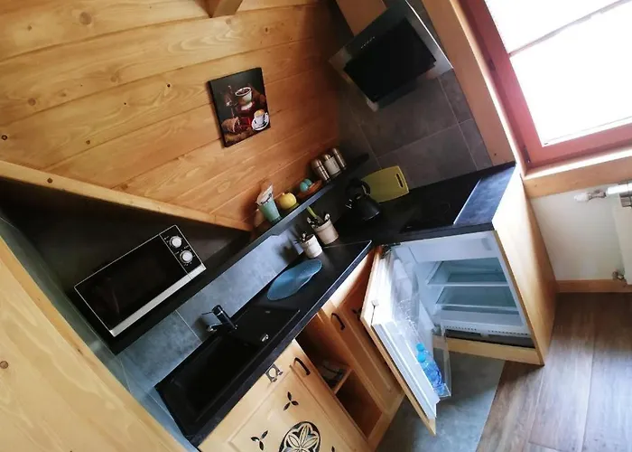 U Hani W Poblizu Goracy Potok I Termy Lägenhet